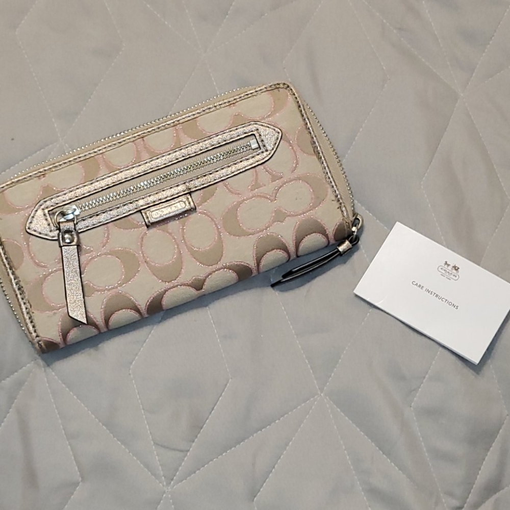 Authentic Coach Wallet